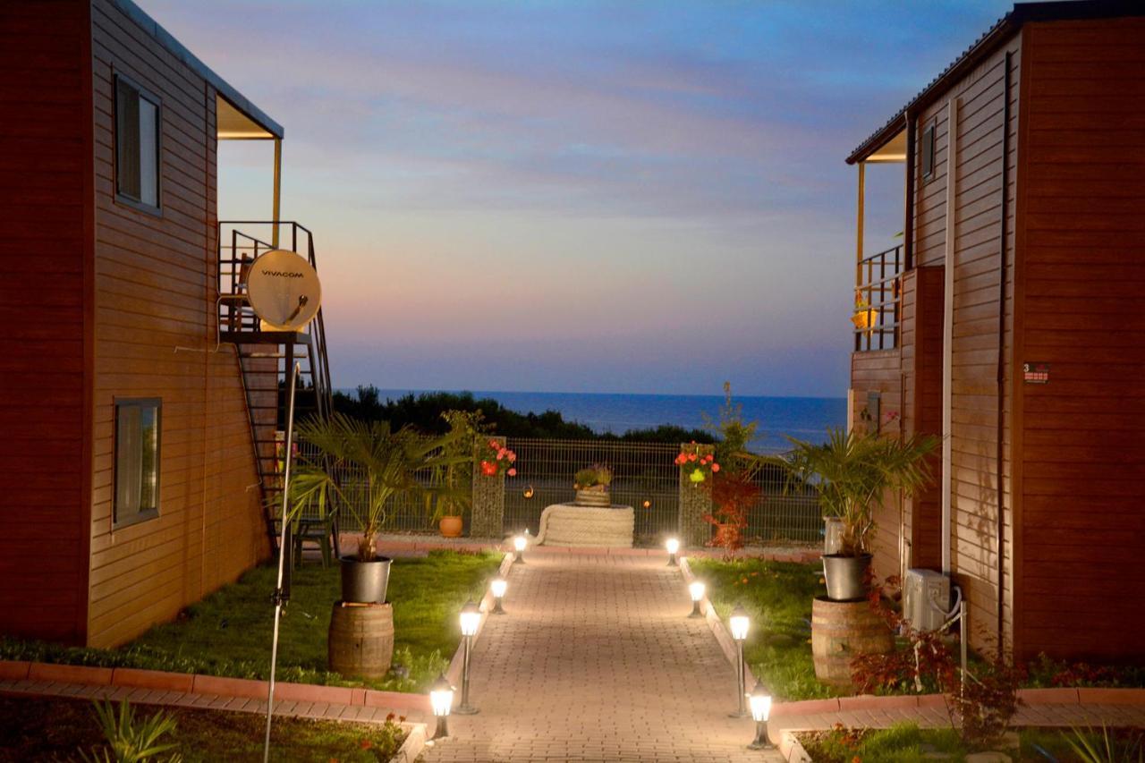 Къщички Поляните Hotel Sinemoretz Buitenkant foto