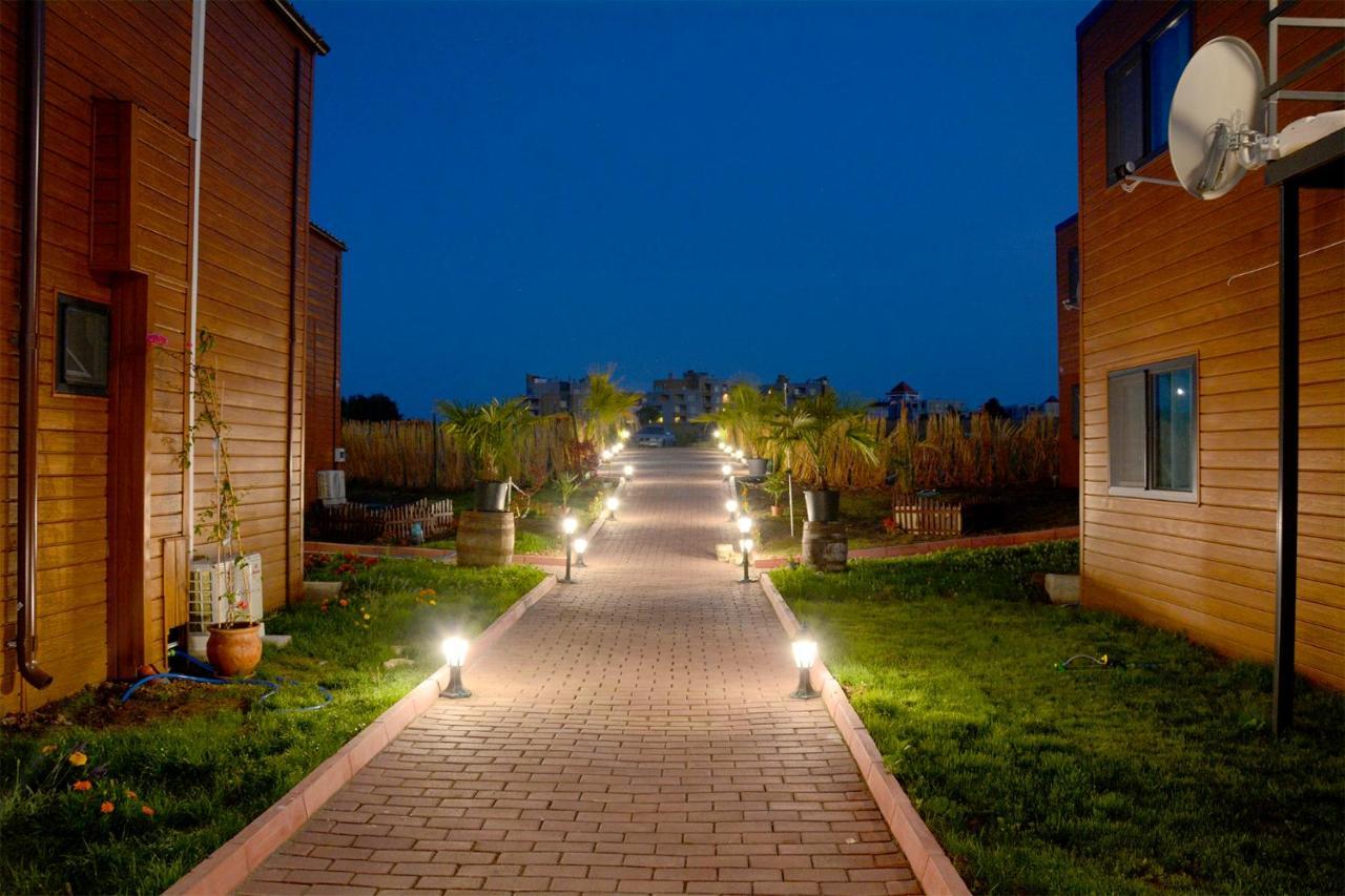 Къщички Поляните Hotel Sinemoretz Buitenkant foto